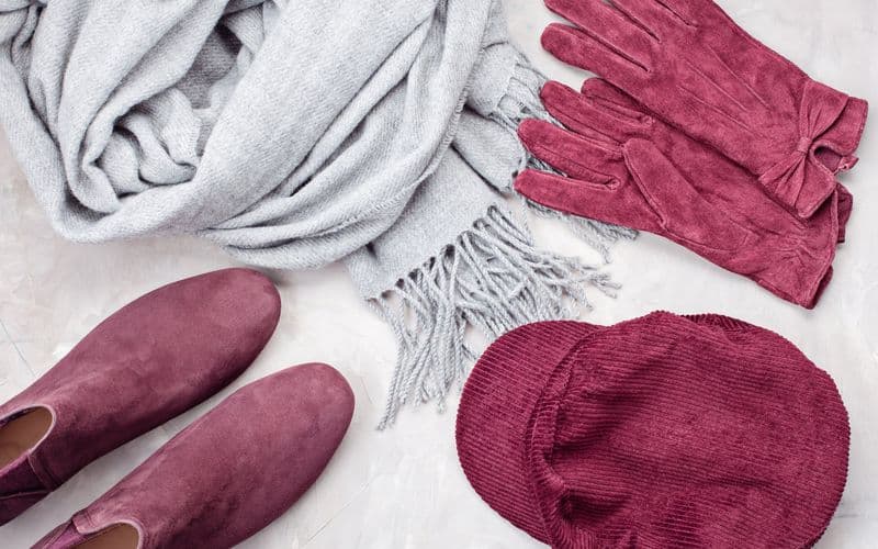 burgundy suede flat-lay shoes with gloves